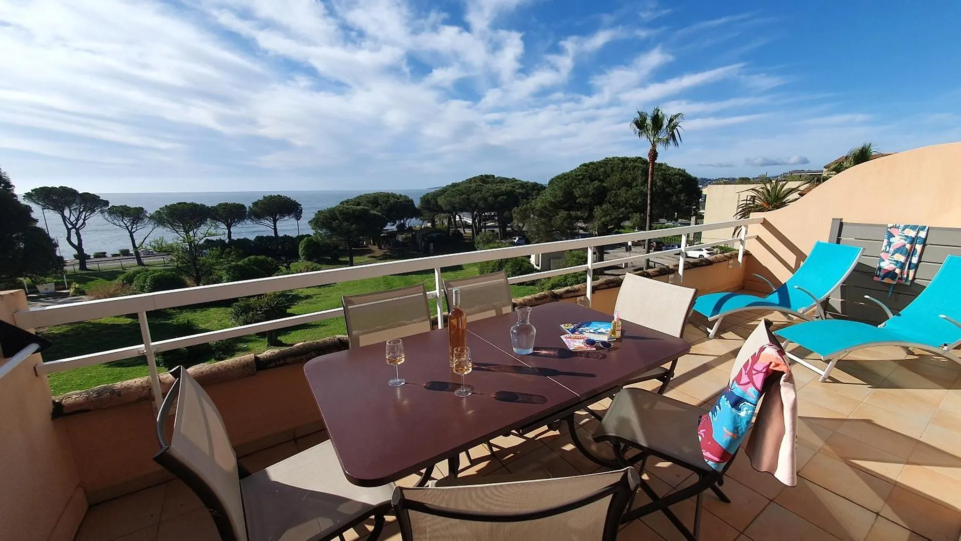 Les Rivages - 6-8P - Front De Mer, Piscine Appartamento Les Issambres